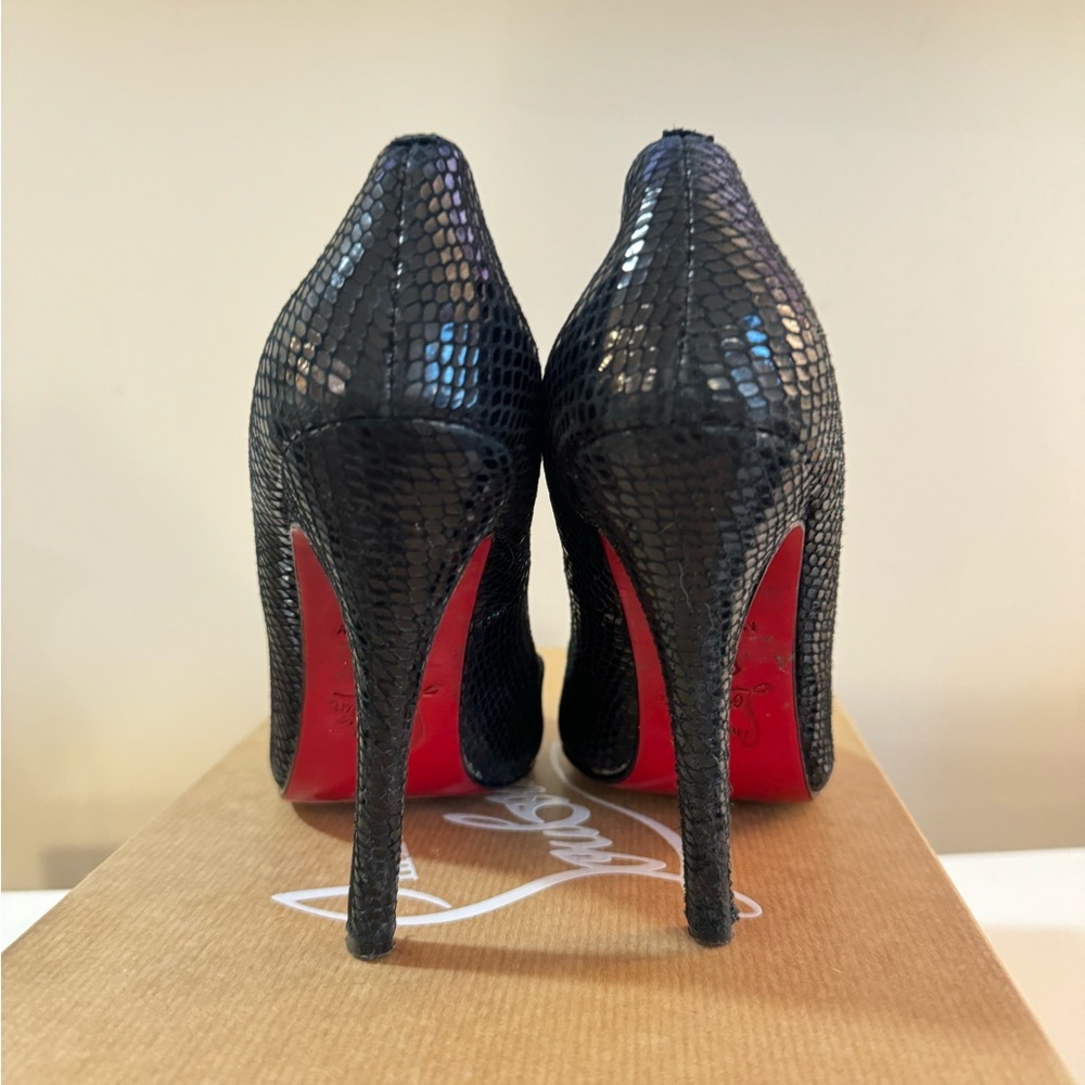 Authentic Vintage Snakeskin Christian Louboutin Pumps 100mm